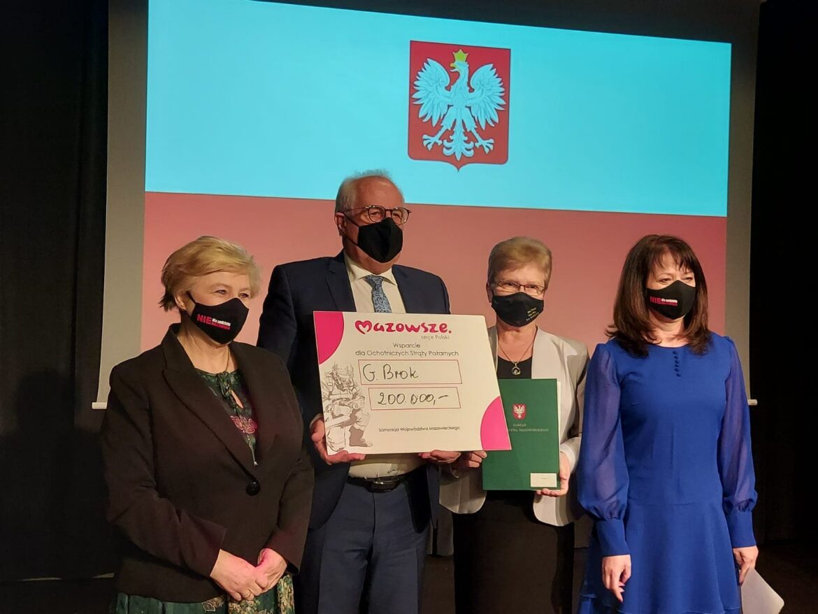 Samorząd Mzowsza doposaża strażaków z Broku i Jelonek