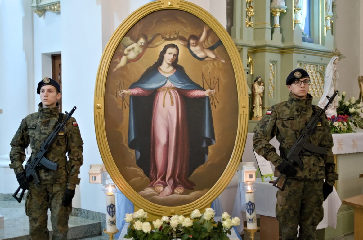 DO ODSŁUCHANIA: Wizerunek Matki Bożej Łaskawej na kwietniowej Nocnej Pielgrzymce do Niepokalanowa