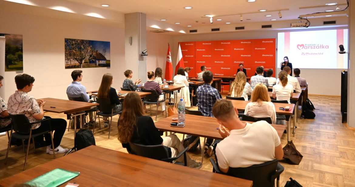 Mazowsze: Studenci chcą praktykować u Marszałka