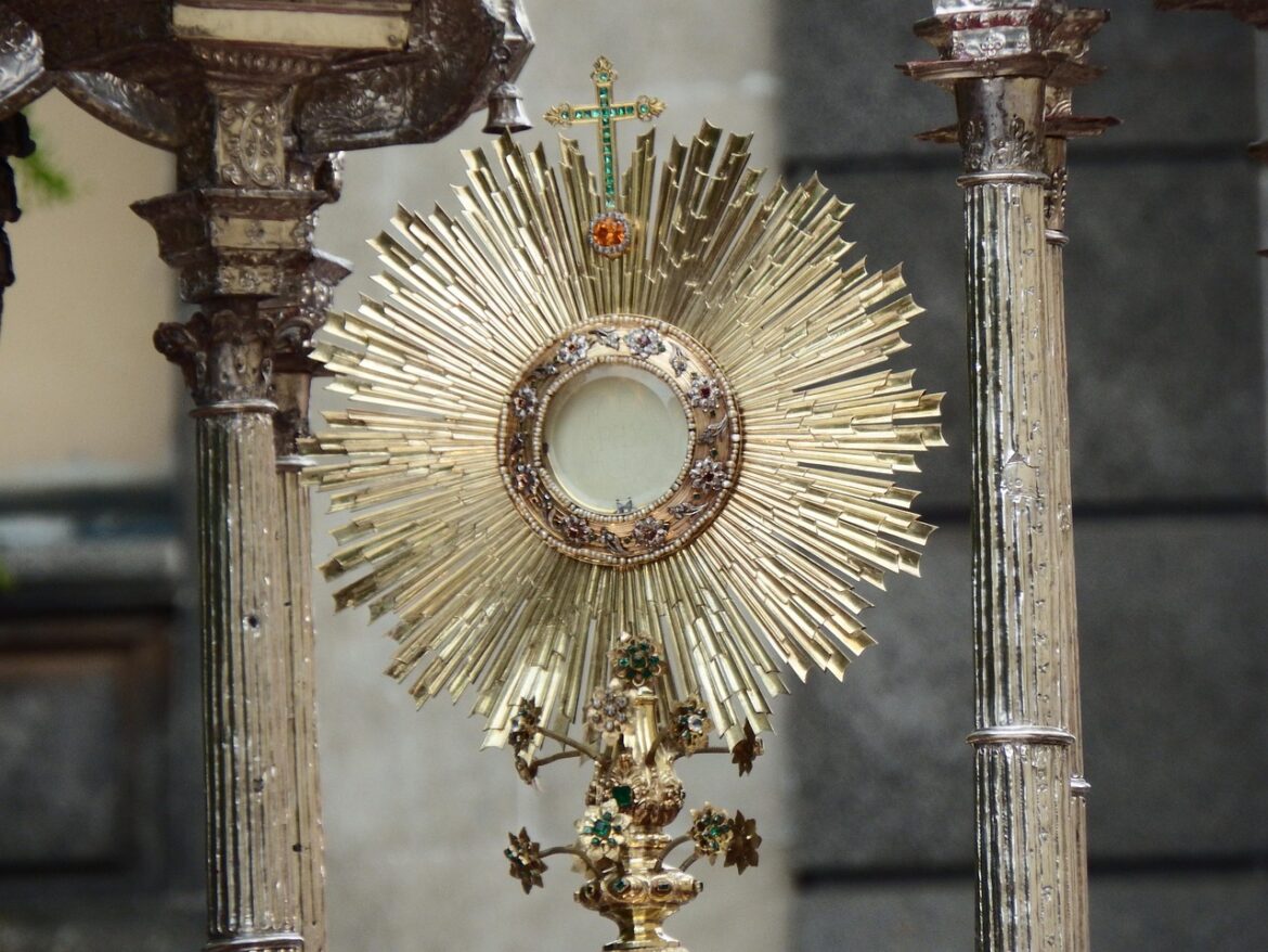 DO ODSŁUCHANIA: Rycerskie Rozmowy – Eucharystia (3)