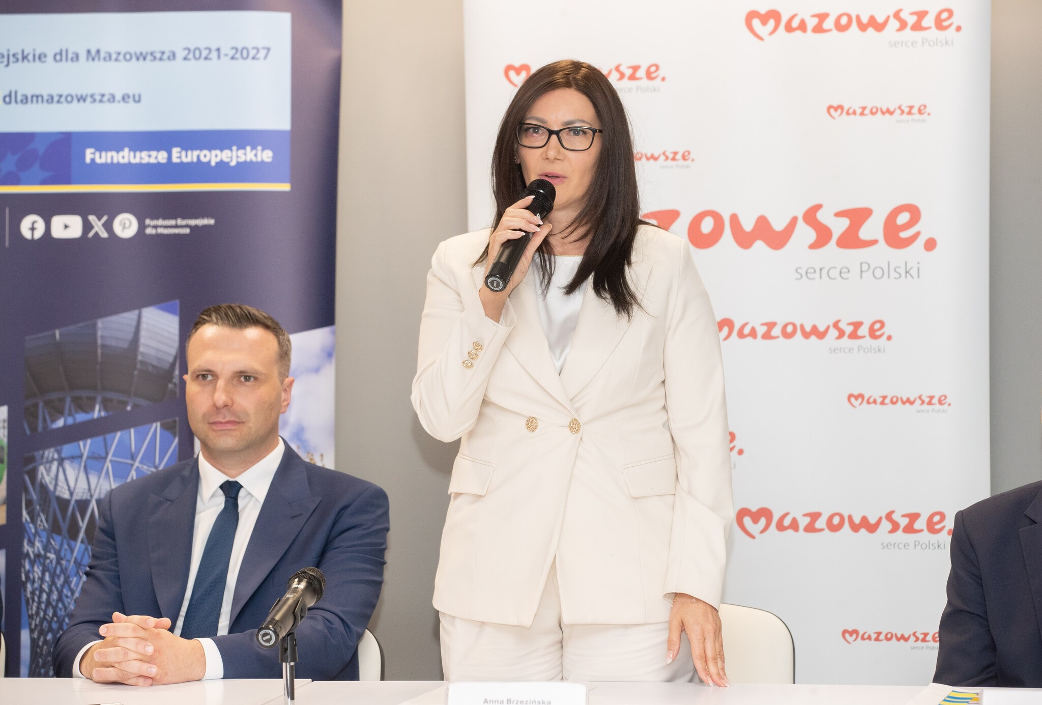 Tło